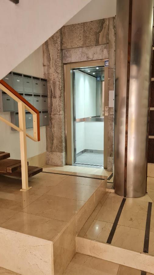 Apartmán Apartamento Tiziano Mercado Central Valencie Exteriér fotografie